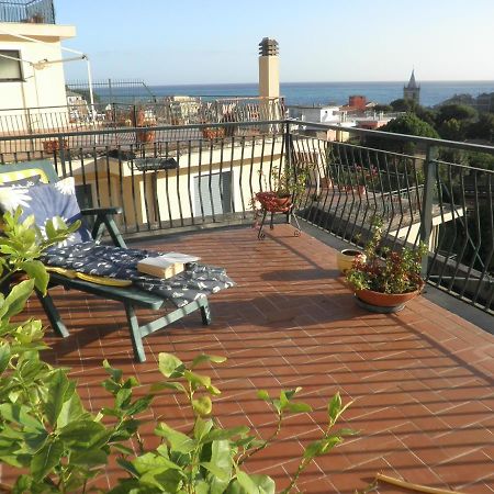 Apartamento Piccolo Attico Sul Mare Moneglia Exterior foto